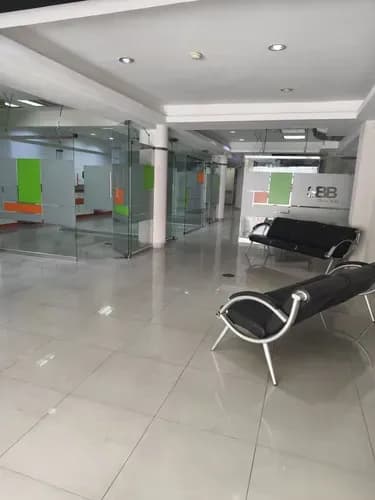 *local Comercial En Alquiler* Zona Norte De Valencia *excelente Ubicación* A Pocos Metros De La Av. Bolivar A La Altura Del Multimax. An