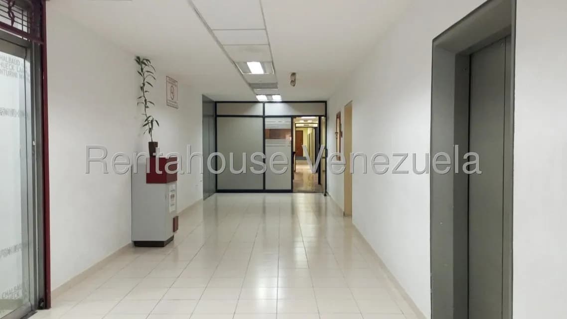 Comercial (Oficina) en Alquiler en Los Ruices, Distrito Metropolitano