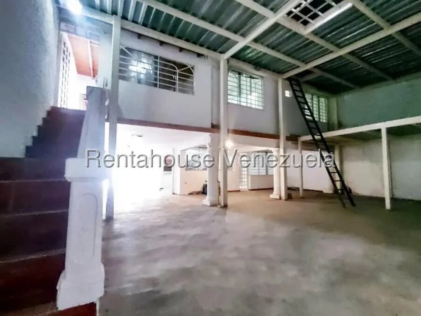 Comercial (Local Comercial) en Alquiler en La Trinidad, Distrito Metropolitano
