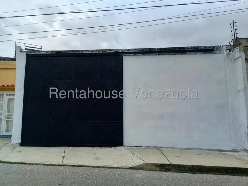 Comercial (Galpon - Deposito) en Venta en La Candelaria, Carabobo