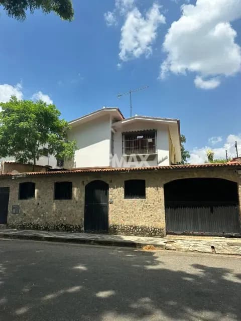 EN ALQUILER CASA COMERCIAL O RESIDENCIAL EN PREBO