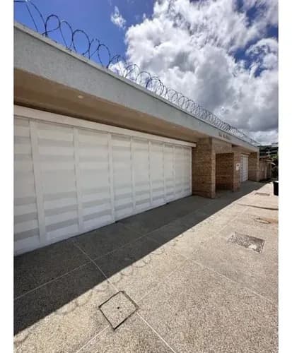 Casa En Venta 570 M2 - Urb. Macaracuay
