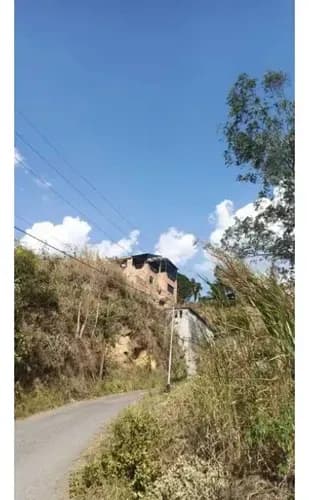 Se Vende Terreno 753,58m2 Oripoto 2285