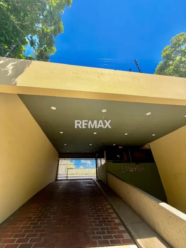 ALQUILER APARTAMENTO EN COLINAS DE BELLO MONTE