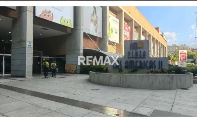 LOCAL COMERCIAL EN ALQUILER 89M EN EL CAFETAL