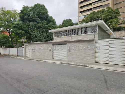 Casa Comercial En Venta Santa Eduvigis Amc