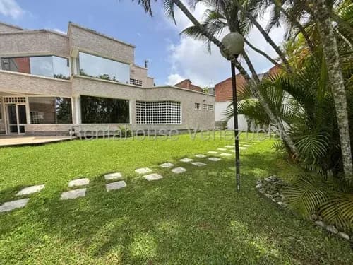 Casa En Venta Lomas De La Lagunita Exclusiva Residencia #26-10604 Magaly
