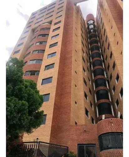 Alquiler Apartamento Penthouse De Lujo En La Mejor Zona De Mañongo!
