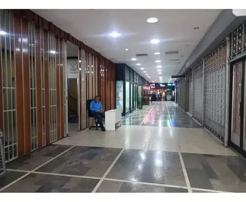 Venta Oficina En El Centro De Caracas, Parroquia Catedral.