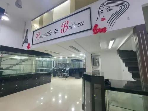 Local En Venta En La Prestigiosa Torre Imperial 015js