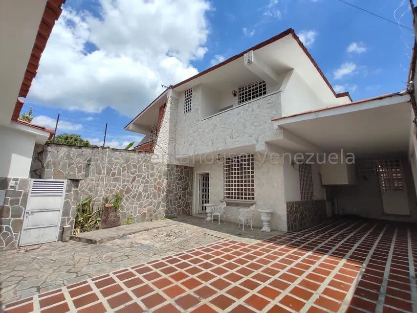 Casa (Duplex) en Venta en El Limon, Aragua