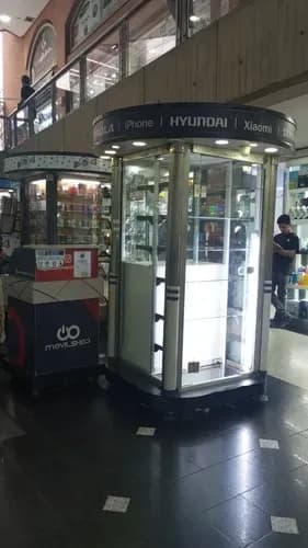 Kiosco En Venta Para Uso En Centro Comercial, Fácil De Trasladar Fuera De City Market.