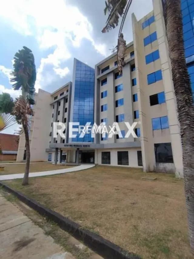 EN ALQUILER LOCAL UBICADO EN EL CCP EDIFICIO CENTRO MÉDICO NORTE, MATURIN, ESTADO MONAGAS