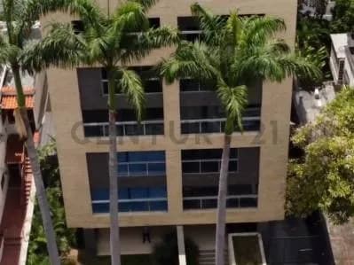 Excelente dúplex a estrenar pisos de mármol edificio con hermosas áreas