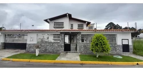 Casa Quinta 540m2 De Construccion Urb. Los Picachos Los Teques