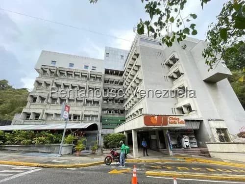 Acciones Y Consultorio En Venta Del Piso 1 De La Clinica Santa Sofia Vp 26-14949