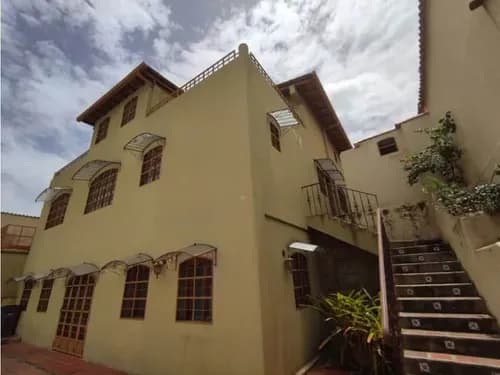 Se Vende Casa 800m² 6h+s8b+s6p En El Marques