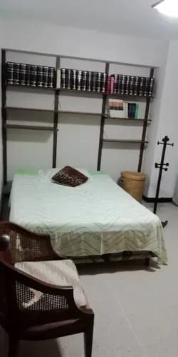 Chuao Alquiler Habitacion Individual (no Parejas)