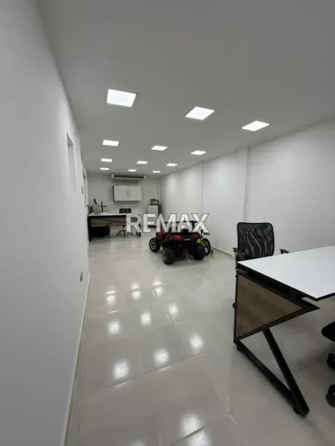 Local Comercial san Antonio, edif. B&G calle 8