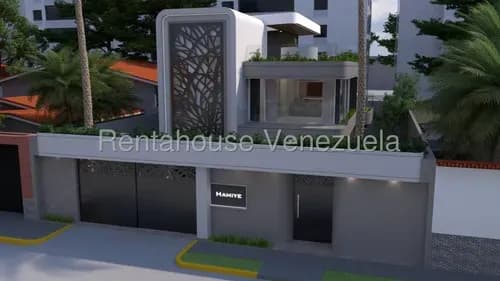 Casa En Construcción De Tres Niveles Ubicada En La Urbanizacin La Floresta Yf
