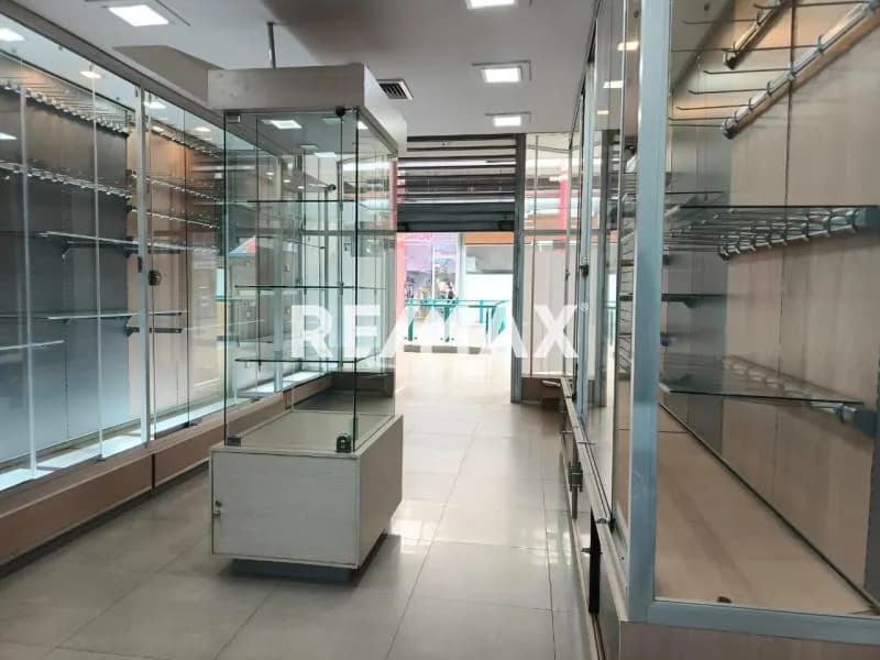 Local Comercial En Alquiler Centro Comercial Metrópolis - Barquisimeto