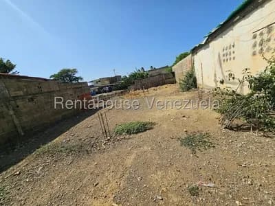 Terreno en venta en Intercomunal Coro La Vela, La Vela de Coro, Falcón - $14k