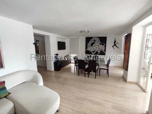 Apartamento En Venta En Los Naranjos De Las Mercedes Remodelado Planta Electrica