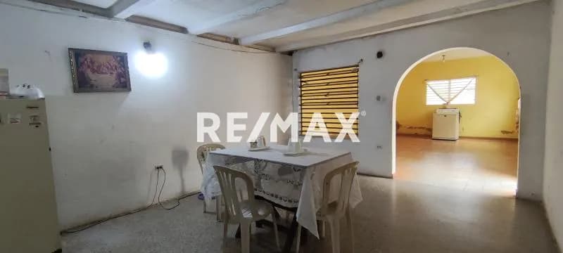 Casa en venta urb San fco