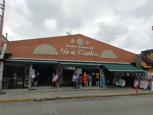 Locales De 5 Y 6 Mts2 Disponibles Para Alquiler En El Centro Comercial Don Carlos Ubicado El Centro De Santa Teresa Del Tuy