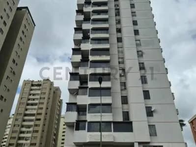 Apartamento en venta en los samanes 210 m2