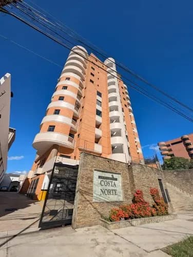 Leandro Araque Inzitu Realtors Ofrece Apartamento En Mañongo Res. Costa Norte - Venta Y/o Alquiler 110 M2 De Confort Y Funcionalidad