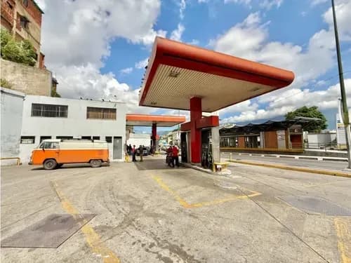 En Venta Estación De Servicio Y Locales