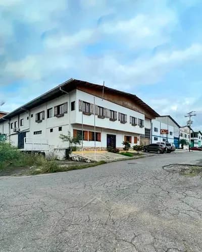 Venta Galpón Zona Industrial La Victoria Aragua