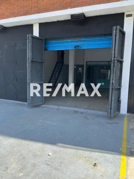 ALQUILO LOCAL COMERCIAL CARRERA 25