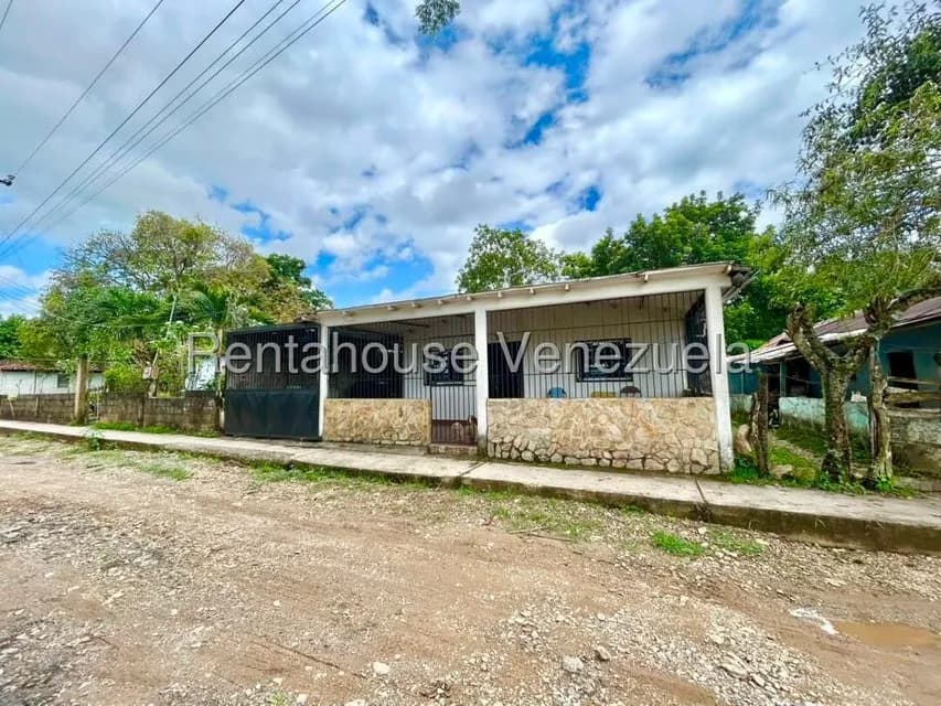 Casa (1 Nivel) en Venta en Centro, Lara