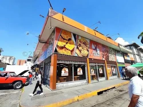 Gran Fondo De Comercio En Venta En La Zona Centro De Maracay Db 25-16053