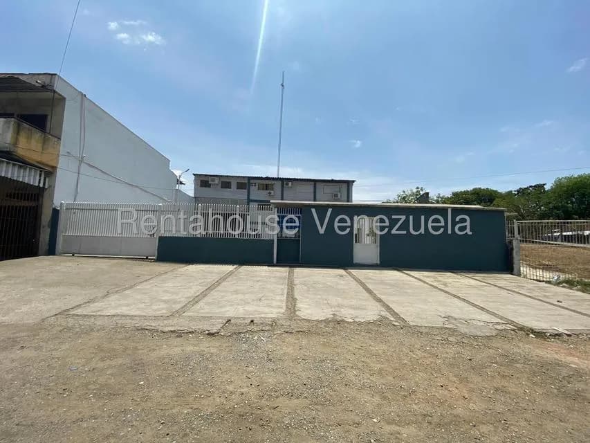 Comercial (Galpon - Deposito) en Venta en Los Llanos, Guarico