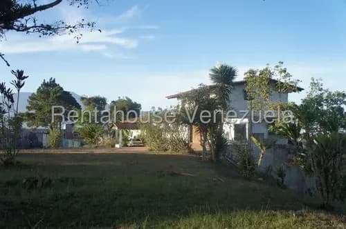 Casa De Oportunidad Para Remodelar A La Venta En La Lagunita Country Club #25-14735 Josmary Sanjuan