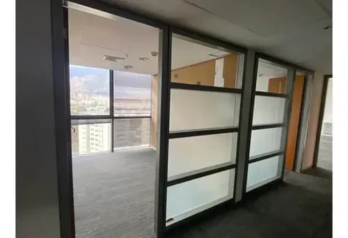 Oficina En Alquiler _ C.c. Macaracuay Plaza (piso 6 Izq)
