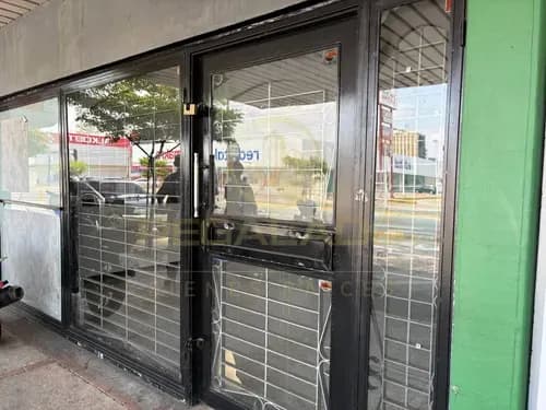 La-550 Zona Norte Local Comercial Avenida Bella Vista