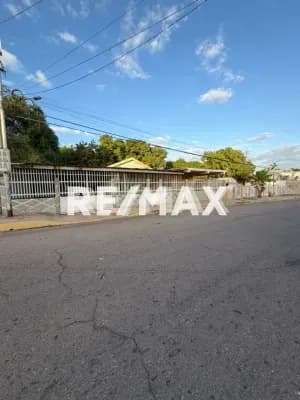 Casa en La Pastora, Av. 51A, Calle 96B
