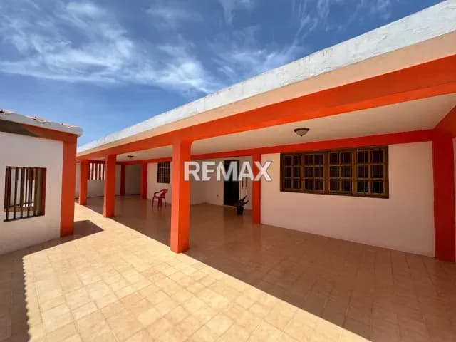 Casa en Alquiler. Puerta Maraven