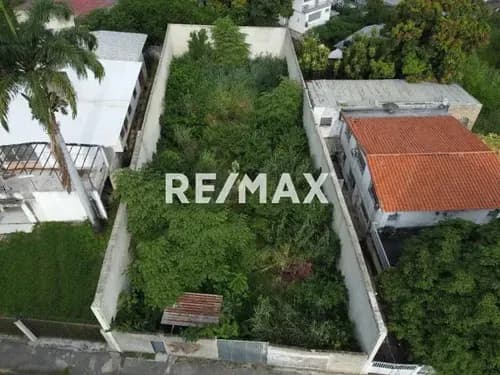 Terreno En Venta Urb. Los Caobos 640 Mts2
