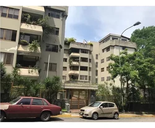 Se Vende Apartamento En La Urbanización Miranda Por $115.000