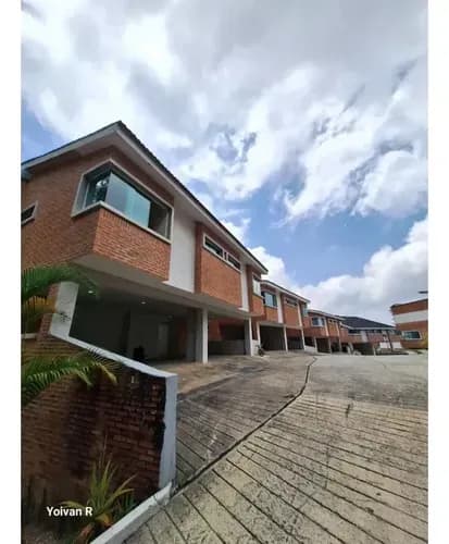 Se Vende Townhouse Urb La Estancia El Retiro San Antonio De Los Altos