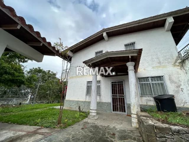 VENTA CASA EN EL JUNQUITO KM 16, URB ARAGUANEY