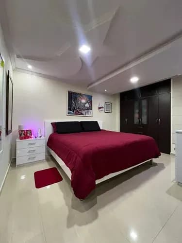 Vende Moderno Apartamento Ubicado En Ciudad Alianza Res Parque Bolivar Cuenta Con 170 Mts2 Planta Baja 3 Habitaciones Amplias Cada Una Con Closet Y La Principal Posee Baño. 3 Baños (2 Con Par