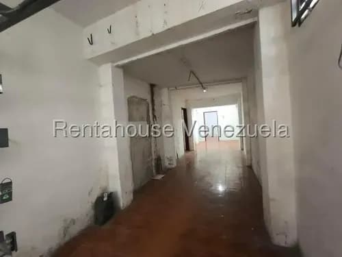 Casa Comercial En Venta, San Bernardino #25-13471 - Marigreys Blanco -