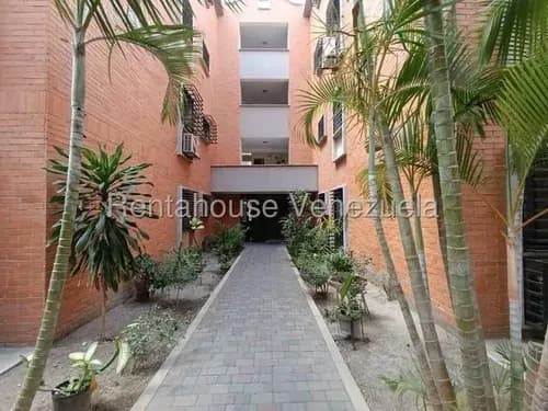 Lcda. Milagros Carrasquel Apartamento Venta Barquisimeto Lara Zona Oeste Economica Residencial Economico Código Inmobiliaria Rent-a-house 26-17718