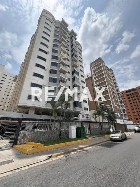Apartamento en Alquiler, City Gold II